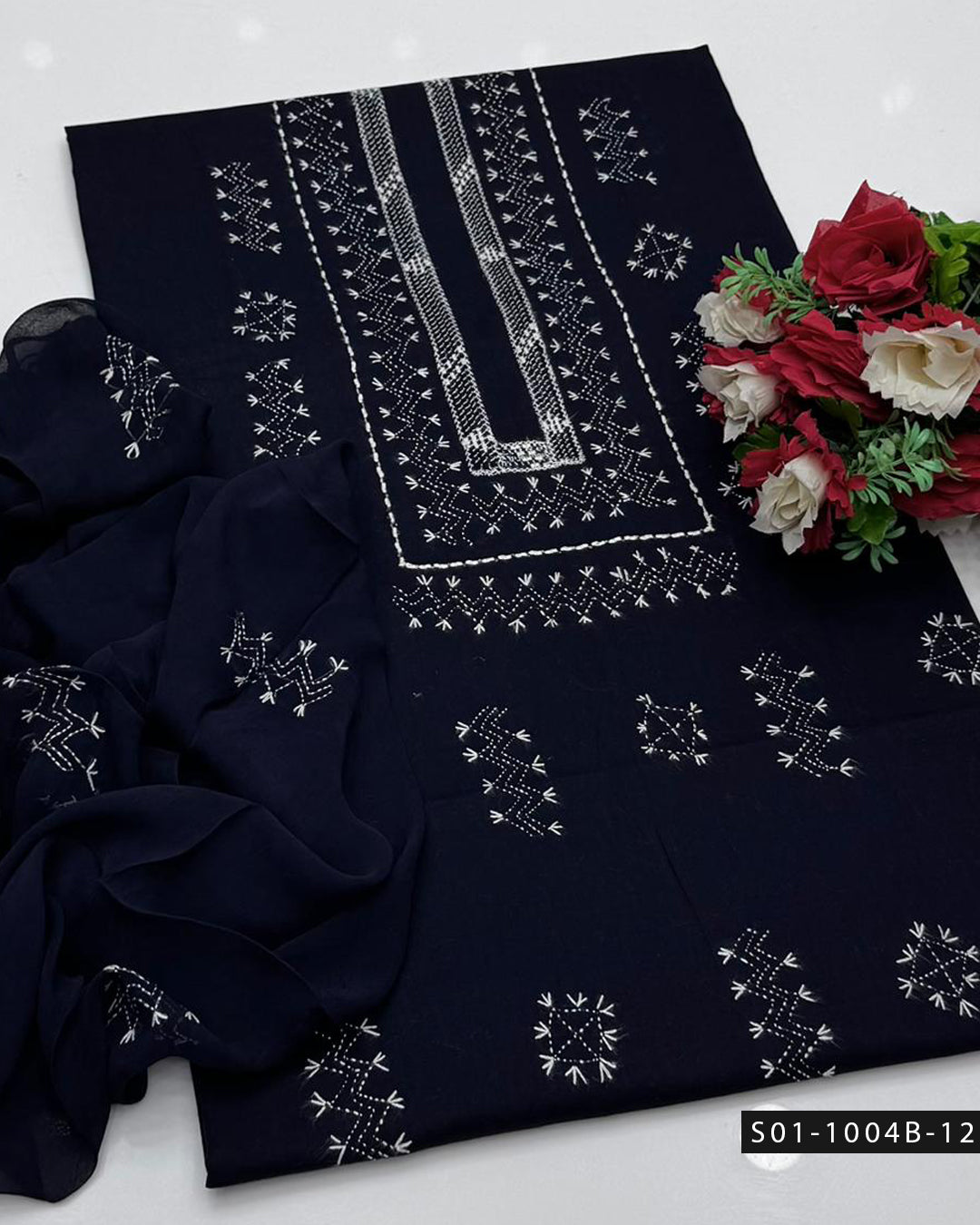 Gulnaar – Hand Embroidered Lawn Suit
