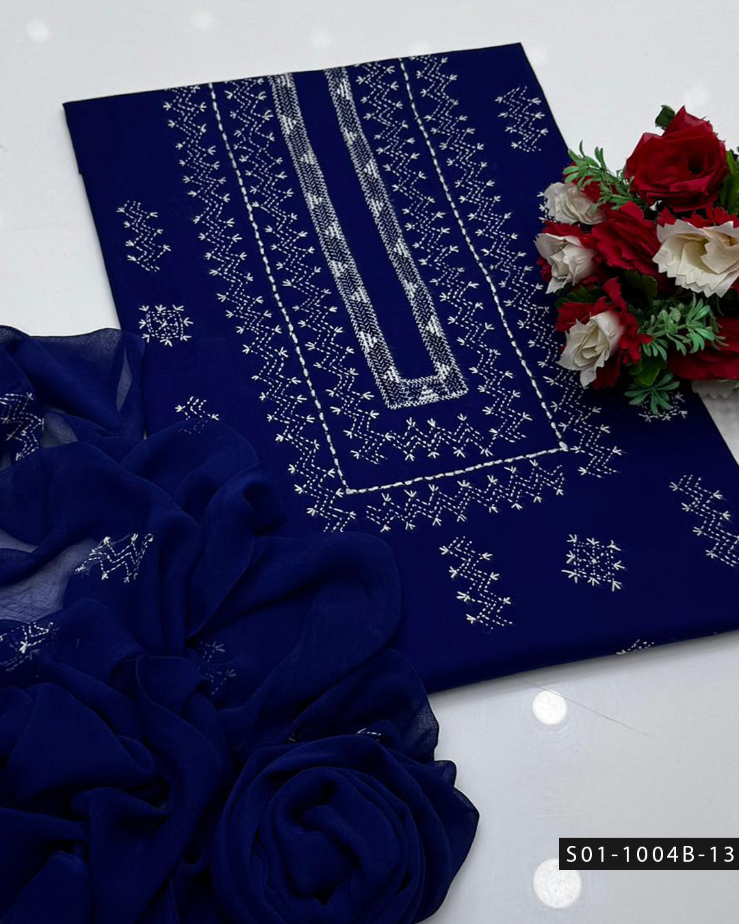 Gulnaar – Hand Embroidered Lawn Suit