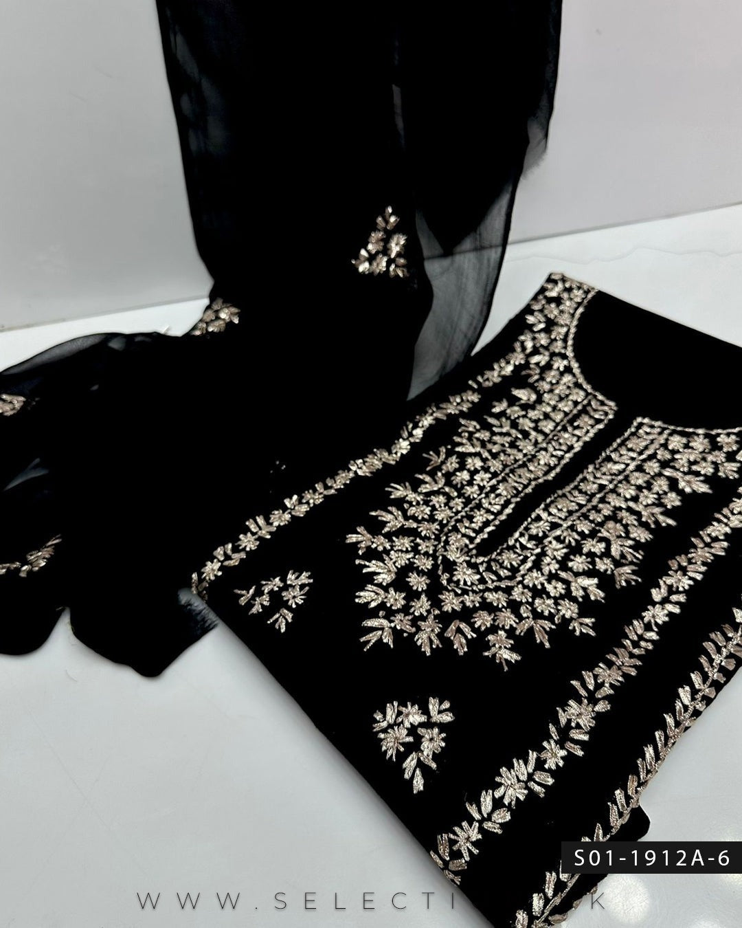 3PC Handmade Lawn Gotta Work Dress with Chiffon Dupatta